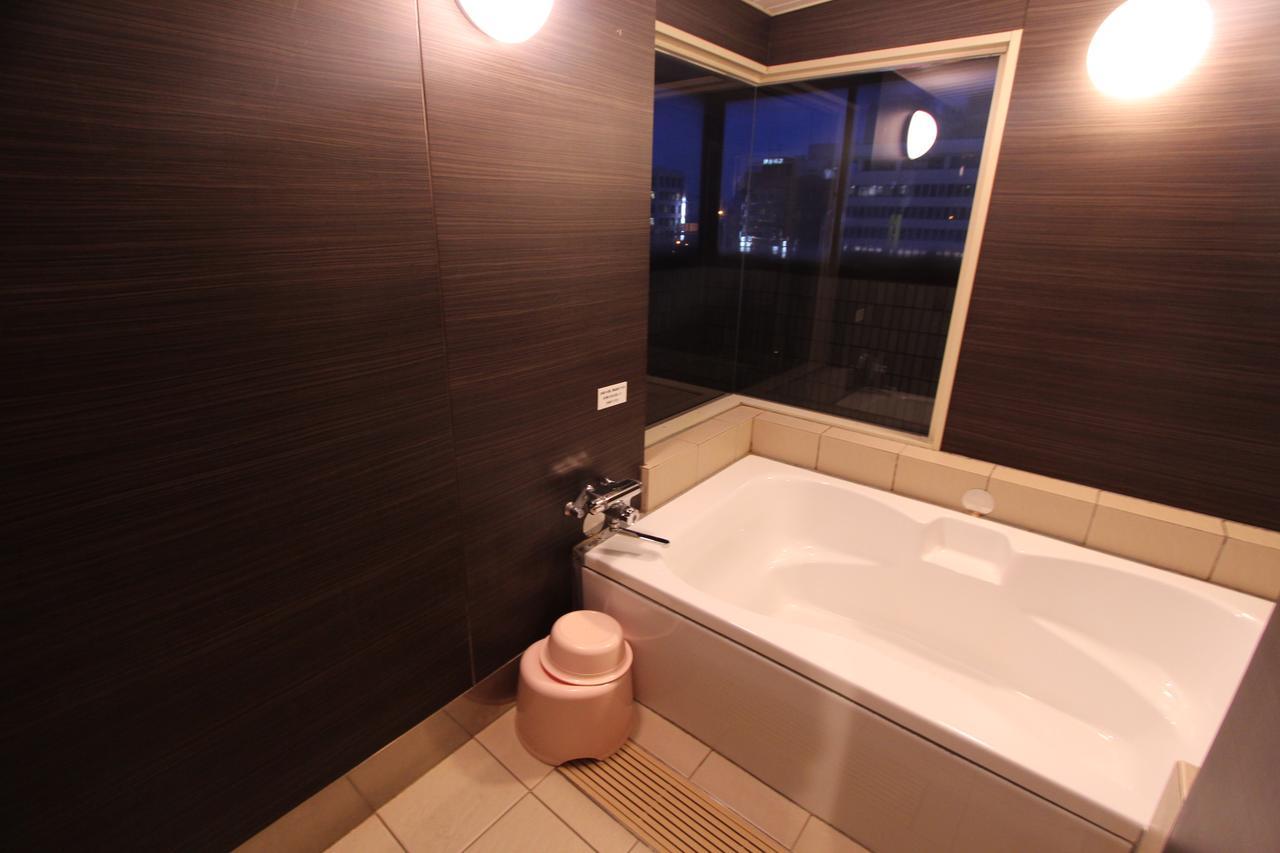 Lala Fleur (Adults Only) Hotel Osaka Bagian luar foto